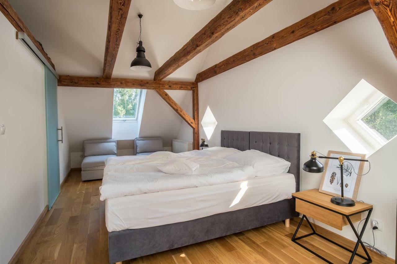 Oficyna Krobielowice Kąty Wrocławskie Exteriör bild
